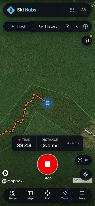 A trip being recorded live, with its line, time and distance in the Ski Hubs app